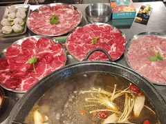 -鹿鸣山草本茶香火锅(园西路店)