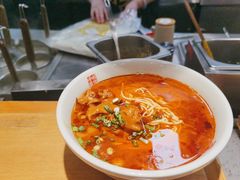 -呼啦面馆·头牌豌杂面(珠江国际B区店)