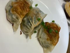韭菜猪肉煎饺-万龙洲海鲜(大兴绿地缤纷城店)