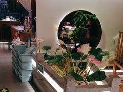 -荷塘秋月·本帮江浙菜(国权路店)