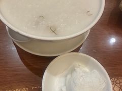牛乳白粥-龙悦湾酒家·八阵鱼生·渔人码头店
