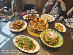 -五谷丰登农家院·地道胶东菜·海鲜烧烤(威海店)
