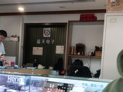 -凯德广场(埃德蒙顿路店)