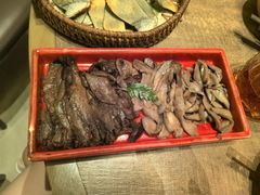 -蘑界·野生菌火锅(深业上城店)