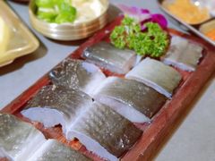 -围炉肉舍丹东海鲜烤肉·烤活鳗(步行街店)
