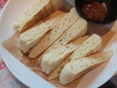-肥肥虾庄·金牌油焖大虾(汉街SKP店)