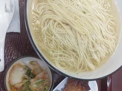 -百年老字号·观振兴蟹黄面·三虾面·苏式面(观前街富仁坊巷店)