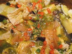 -毛肚向右·川渝毛肚王(经开永旺店)