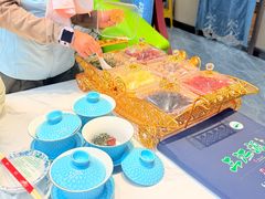 -三江源美食城