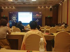 -上海龙之梦万丽酒店