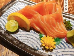 三文鱼厚切-小川洋风·寿司食堂(江汉路店)