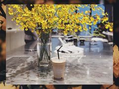 哥伦比亚拿铁-Seesaw Coffee(上生新所店)