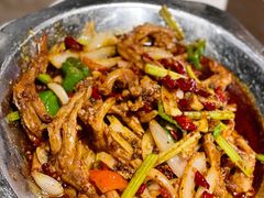 -休记光头香辣蟹干锅店(衣冠庙店)