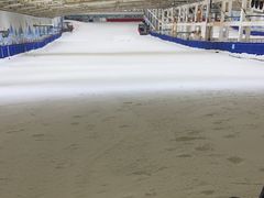 -乔波室内滑雪场