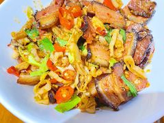 白辣椒炒腊味-湘辣欢·湖南家常小馆