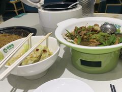 -绿草地·湘菜(7mall店)