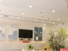 -山与蓝·轻糖鲜果蛋糕(勒泰店)