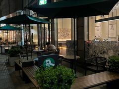 -星巴克臻选(湖滨道店)