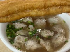 -张阿三馄饨店