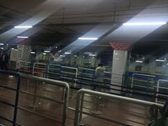 -上海站南广场-停车场