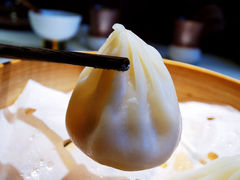 鸡汁杭州小笼-桂满陇·景观餐厅(新世界店)