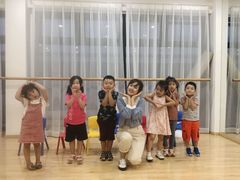 -飞童凡响艺术学校(松江区九里亭校区)