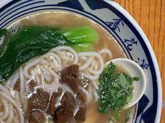 -鑫花溪牛肉米粉(印象水街都心荟店)