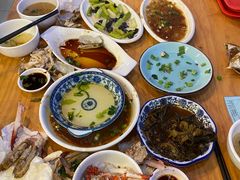 -郭巨人农家食堂(南部商务区店)