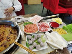 -朱氏胖子烂火锅(洪崖洞店)