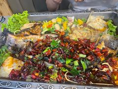 -集草轩·重庆麻辣烤鱼(西湖道店)