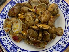 香辣花甲-江城燕子大排档(江汉路步行街店)