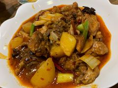 沙湾大盘鸡-清真·玛丽亚新疆菜主题餐厅(浙江中路店)