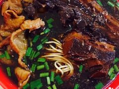 -小龙大肉面馆