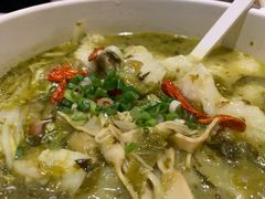 -渝是乎川渝小炒(新世界百货望京店)