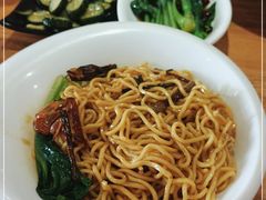 -香港久记牛腩云吞面(友好广场店)