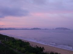 -三亚湾海居铂尔曼度假酒店