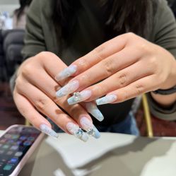 -晨·艺美甲美睫
