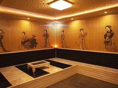 -锐菲特游泳体育健身中心(滨江店)