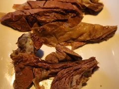 手抓羊肉-青海名吃尕张娃非遗烤肉(海湖总店)