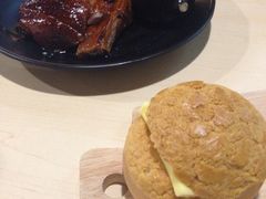 迷你菠萝油-来龙里 精致 东南亚餐室(万象城店)