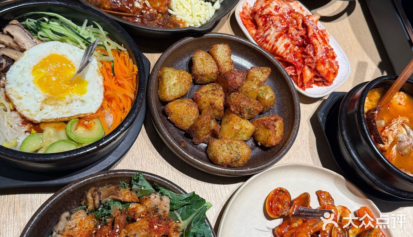 在韩国🇰🇷？没呢[害羞]长沙就能吃到正宗韩料店💯