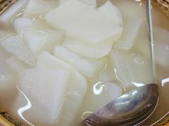 -一品红烧鸭特色川菜(三岔湖店)