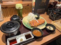 -牛カツ京都勝牛(河原町蛸薬師店)