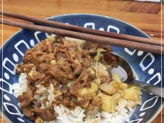 -红猪卤肉饭(大西洋美食城店)
