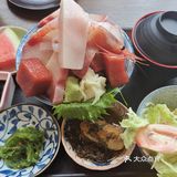 终于吃上竿屋的海鲜丼了谁羡慕🐟