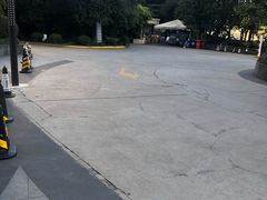 -绿洲中环中心-停车场