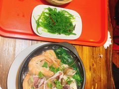 -万和春排骨砂锅米饭(湖北路店)