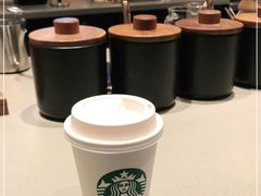 -星巴克臻选(上海中环广场2F店)