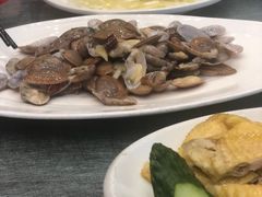 -侬佳蒸菜馆(听潮店)