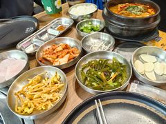-香猪坊韩国烤肉专属门店(魏公村店)